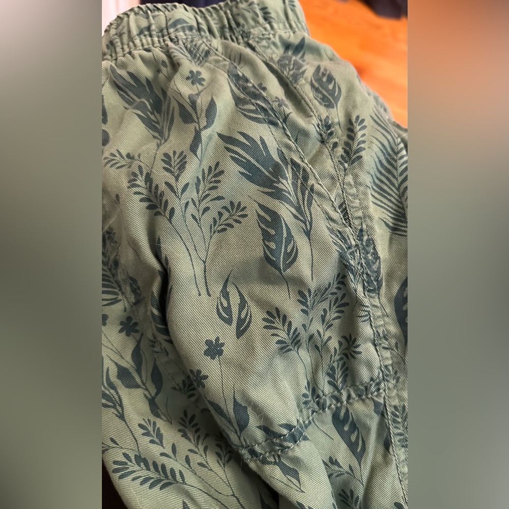 Nicole Miller Joggers Designer Green Leaf Print Pants Pockets M 100% Lyocell HTF - Picture 5 of 5